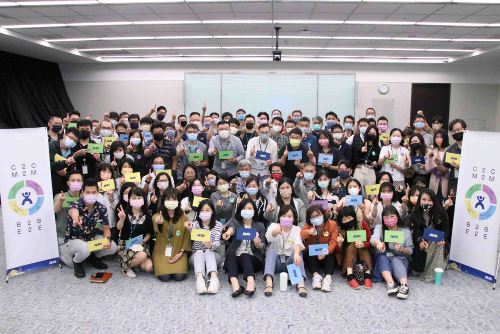 友達提供全球及集團輪調機會，支持同仁持續進修學習，致力為專業人才打造友善多元的職場環境