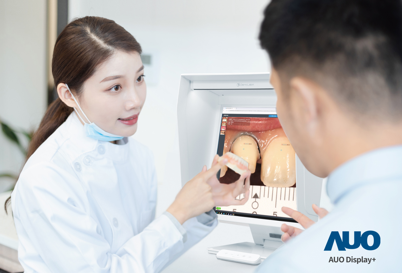 達擎積極投入牙科領域，瞄準牙技所數位轉型趨勢，與成軍滿周年的子公司原色口腔數位，展現智慧牙技整合方案的落地成果，加速推動牙科與假牙製作流程數位化